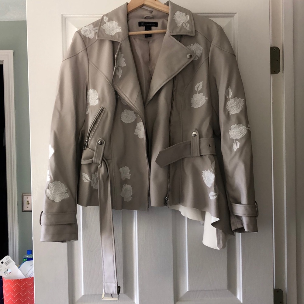 Grey Moro jacket with white floral embroidery